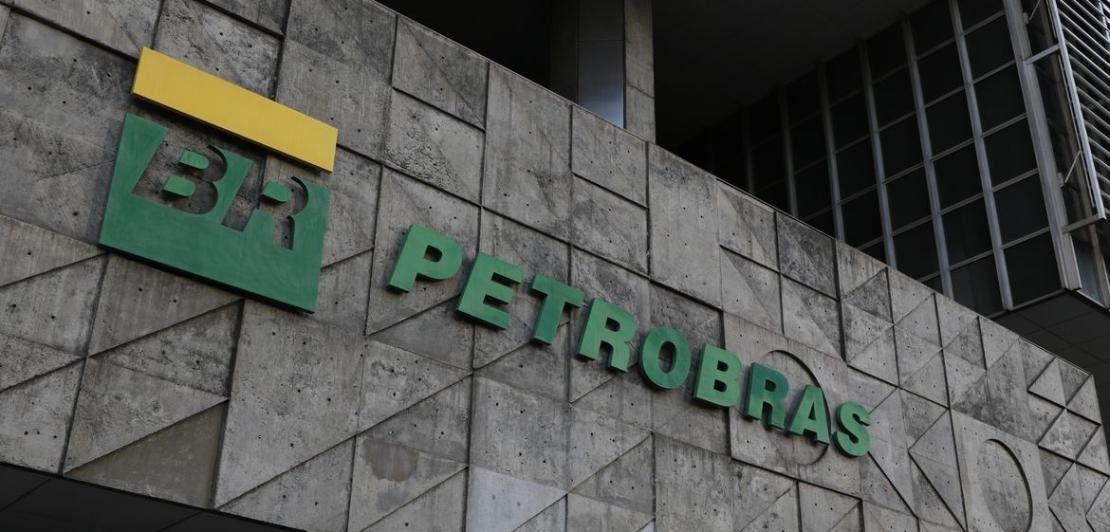Petrobras bate recorde de produção de gasolina e diesel S10 em junho