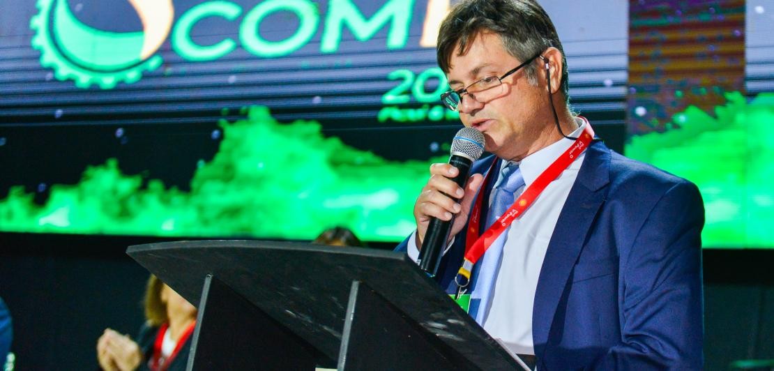 "Carros à combustão não deixarão de existir", afirma Alexandre Valença na Expocompi 2024